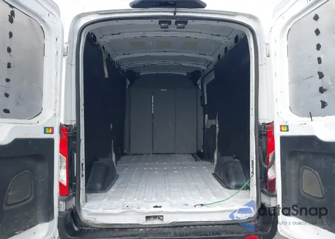 2020 Ford Transit-250 z USA, uszkodzony, nr VIN 1FTBR1C88LKA38851